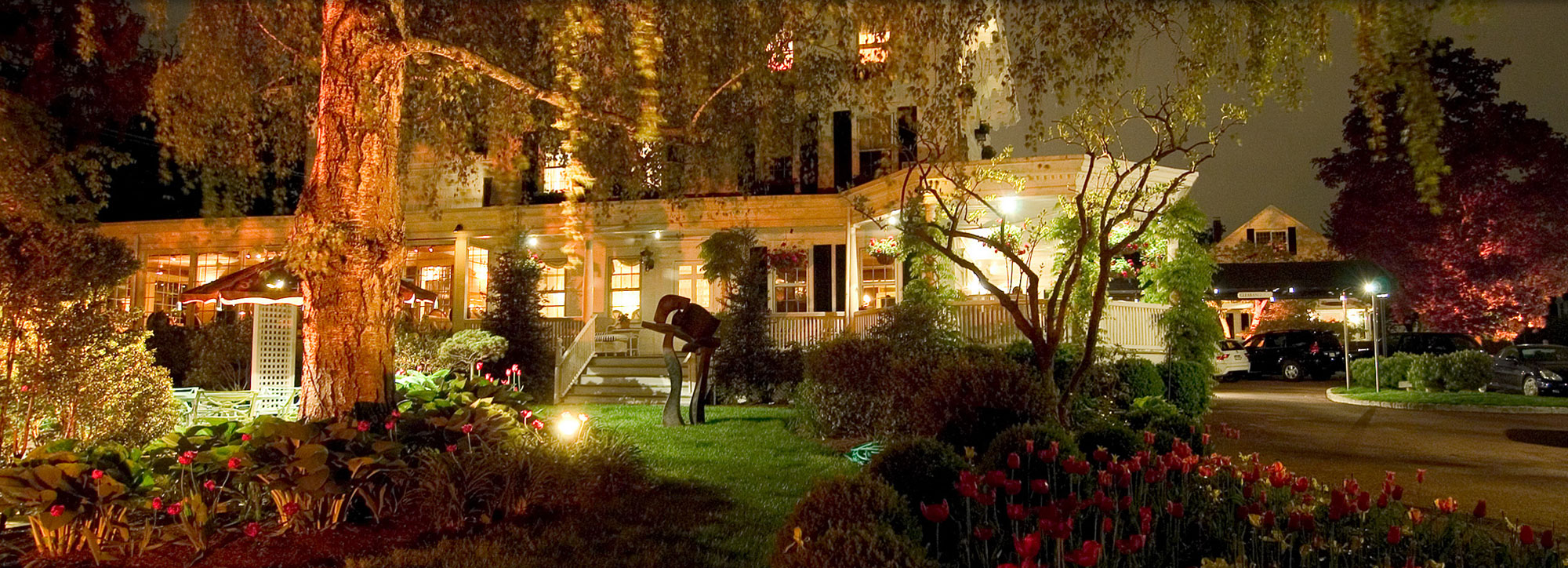 landscape lighting at night
