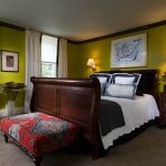 Dark wood sleigh bed